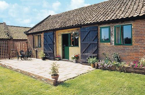 Hinton House | The Cart Shed - E1768