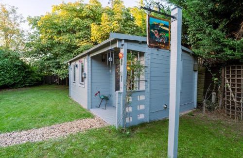 Hethel House | The Chestnuts Pod with private garden.