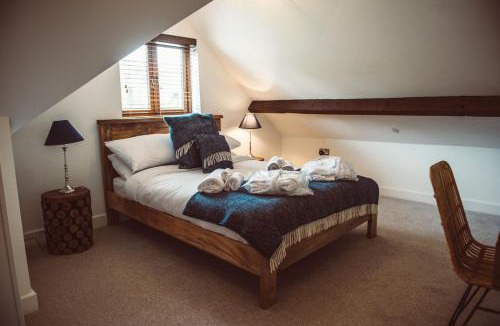 Montgomery House | The Clockhouse