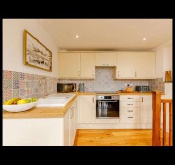 Chulmleigh House | The cobblers