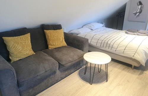 Bracknell Apartment | The Contemporary Studio