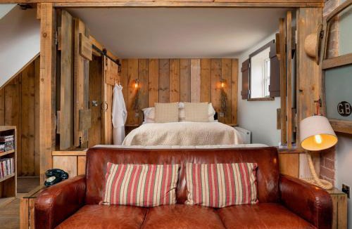 Nantwich House | The Cowshed