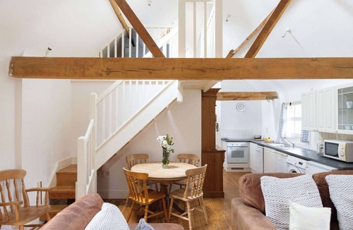 Sidlesham House | The Dairy - Spacious 3 bed barn in Sidlesham