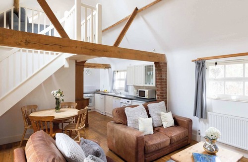 Sidlesham House | The Dairy - Spacious 3 bed barn in Sidlesham