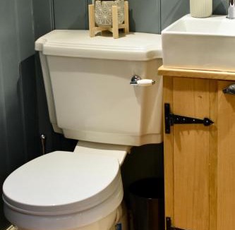 Arundel Apartment | The Deer Hut