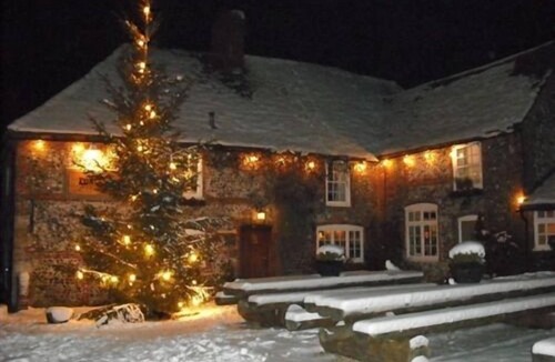 Charlton Hotel | The Fox Goes Free