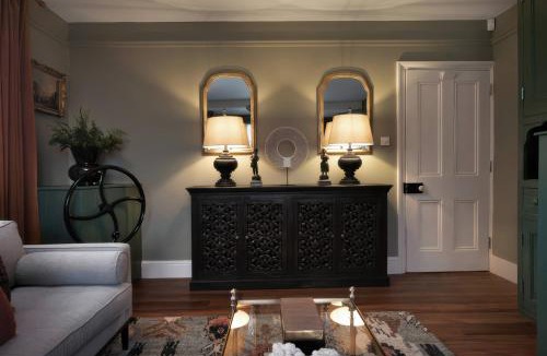 Polebrook House | The Gatehouse