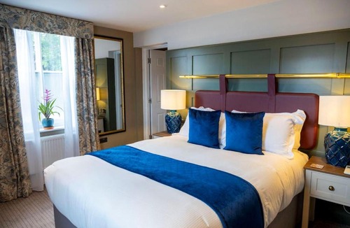 Warwick Town Centre Hotel | The Globe, Warwick, Warwickshire - Brunning & Price