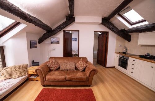 Bampton Apartment | The Granary