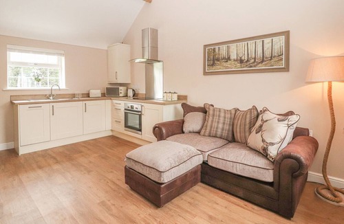 Wimbolds Trafford Cottage | The Hay Barn