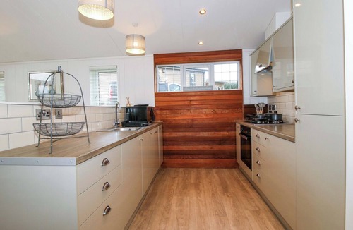 Billingsley Cottage | The Hedgerows - Hillview Lodges