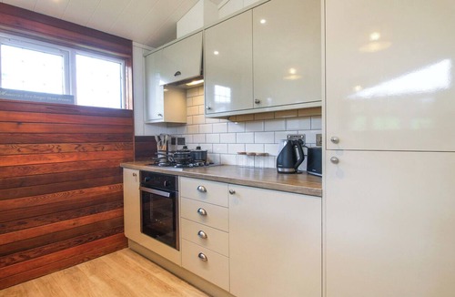 Billingsley Cottage | The Hedgerows - Hillview Lodges