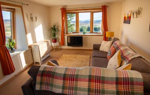 Rogart House | The High Croft