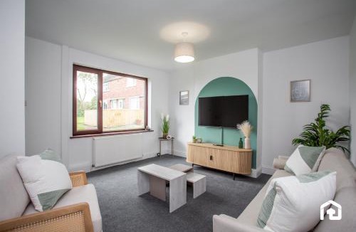 Crawcrook House | The Lampton - Modern - Gibside - Smart Tv - WIFI