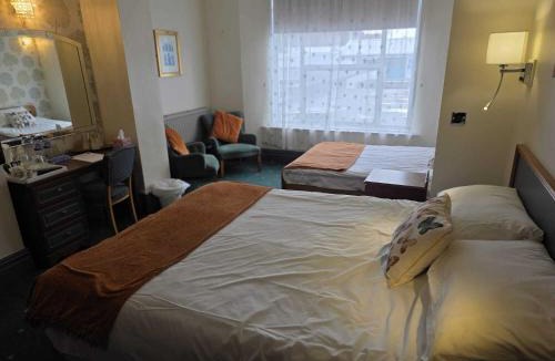 Gloucester Bed & Breakfast | The Linden Tree