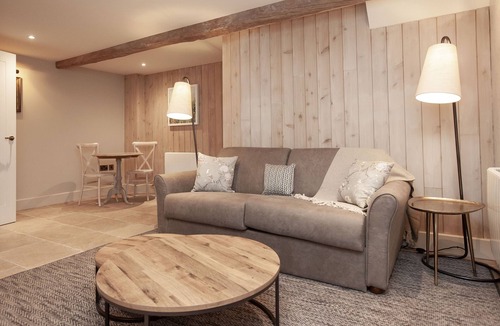 Malpas Hotel | The Lion at Malpas