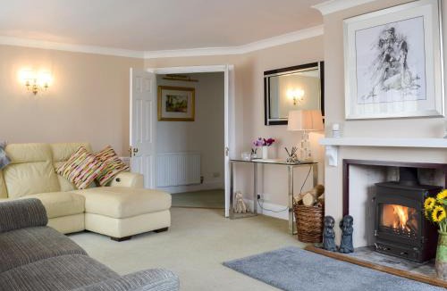 Middle Aston House | The Long House