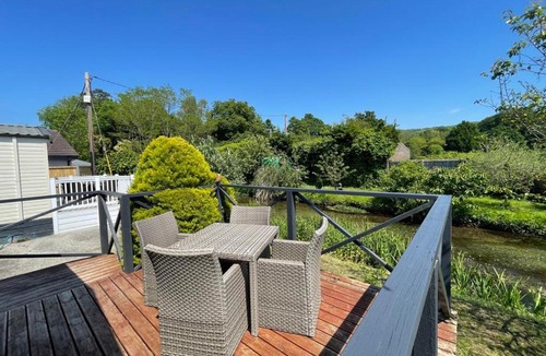 Cheddar Apartment | The Mendip is on cheddar bridge Apartments
