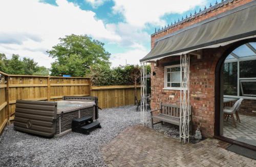 Whitchurch House | The Nook