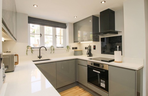 Ironbridge Cottage | The Office