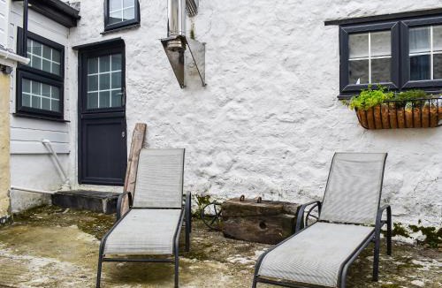 Redruth House | The Old Barn