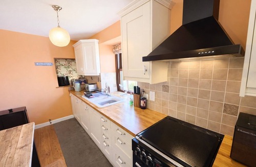 Scales House | The Old Chapel, Threlkeld - bungalow with stunning mountain views