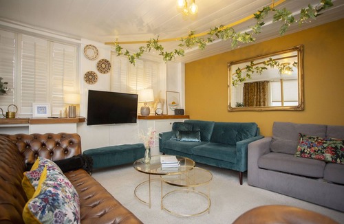 Upper Town House | The Old Crescent Bakery - Beautiful Bath Townhouse