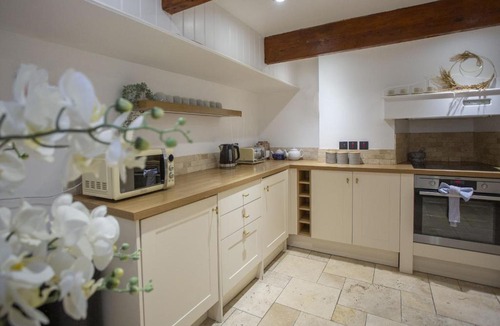 Upper Town Apartment | The Old Crescent Bakery - Beautiful Bath Townhouse