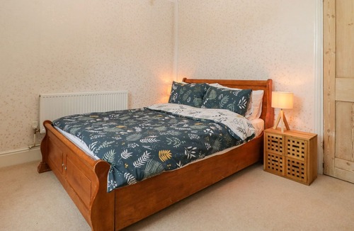 Shepton Mallet House | THE OLD FORGE, pet friendly, luxury holiday cottage in Shepton Mallet