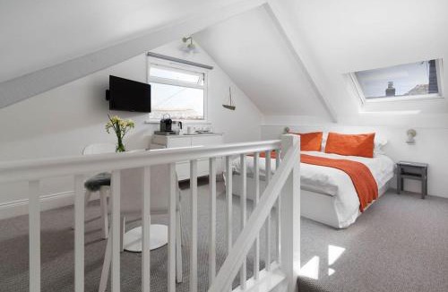 Mousehole Bed & Breakfast | The Old Pilchard Works