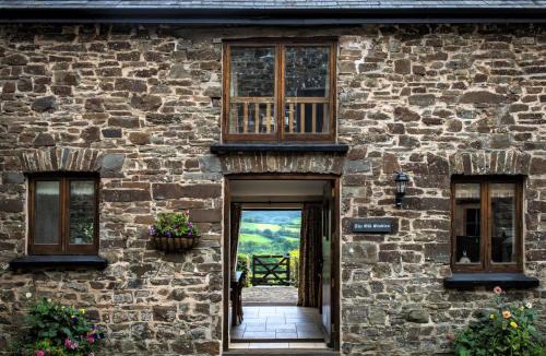 South Molton House | The Old Stables - Ukc4806