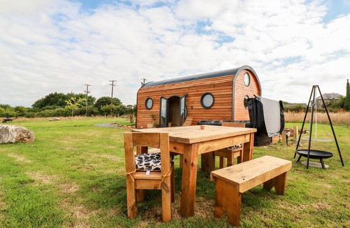 Penryn Cottage | THE OLJU, pet friendly, character holiday cottage in Ponsanooth
