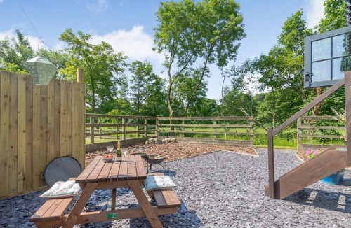 Giggleswick Cottage | The peaceful position surrounded by stunning countryside and beautiful walks.