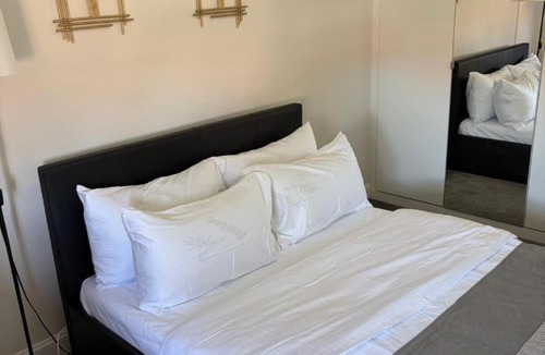Bingham House | The PeaceHaven