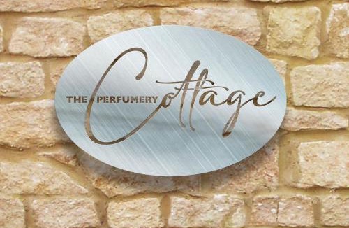 Bourton-on-the-Water House | The Perfumery Cottage
