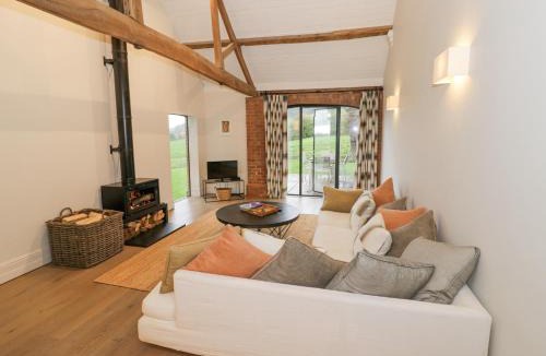 Moreton House | The Piggery
