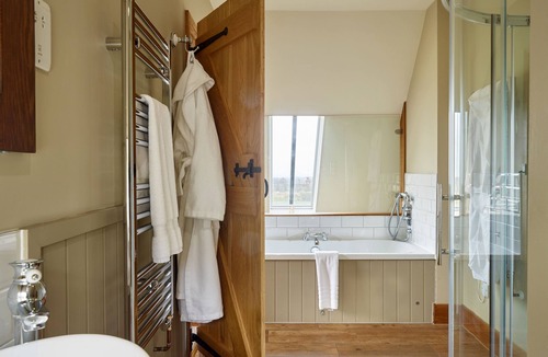 Stalisfield Hotel | The Plough Inn