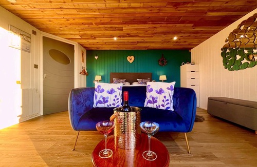 Aberaeron Cabin | The Pod Luxury Accommodation
