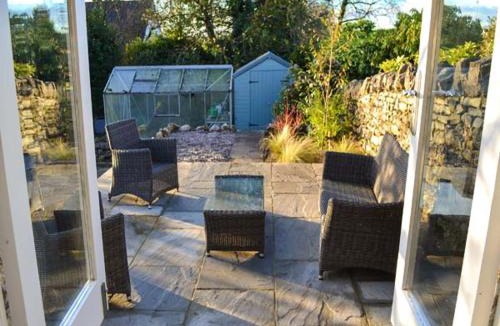 Burton House | The Potting Shed