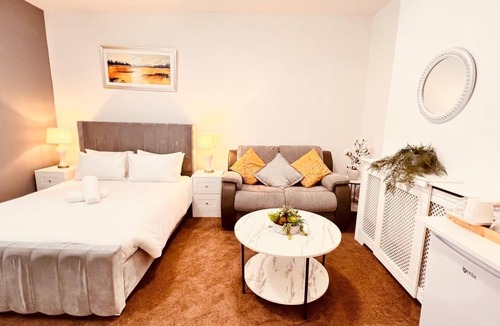 Yeovil Bed & Breakfast | The Preston