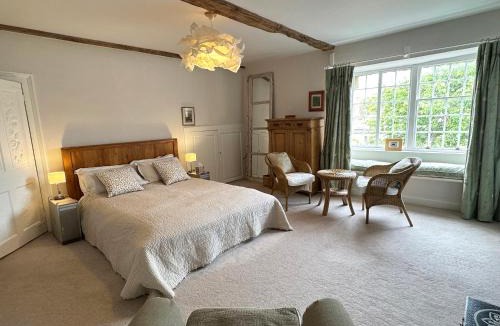 Cannington Bed & Breakfast | The Priory