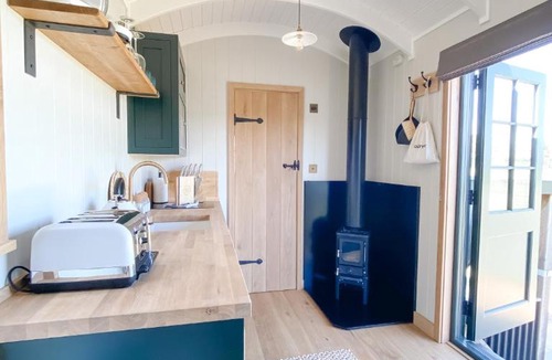 Stamford Apartment | The Rabbit Warren Shepherd Hut