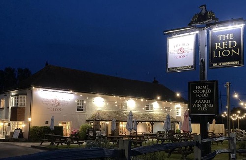 Winfrith Newburgh Bed & Breakfast | The Red Lion