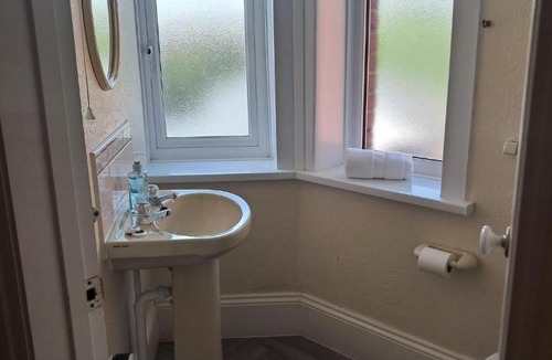 Rogerstone Hotel | The Rising Sun