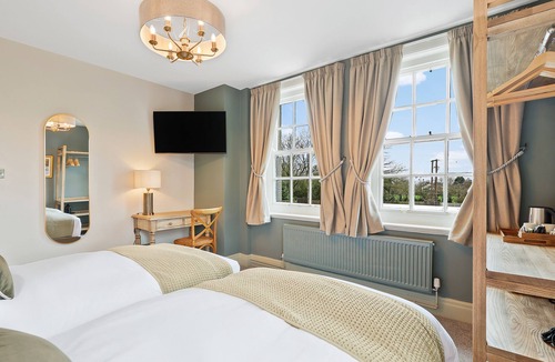 Lostock Gralam Hotel | The Slow & Easy
