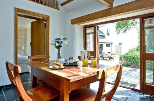 Chulmleigh House | The Smithy