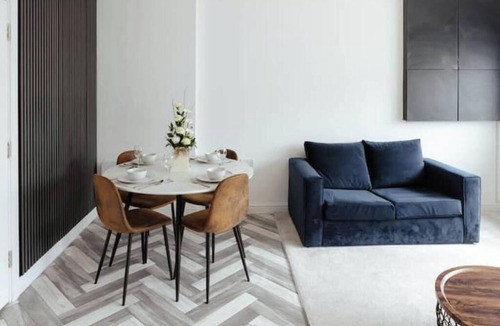 Blackburn Apartment | The Spacious Suite by JS Apartments