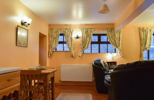 Leek House | The Stable - B6205