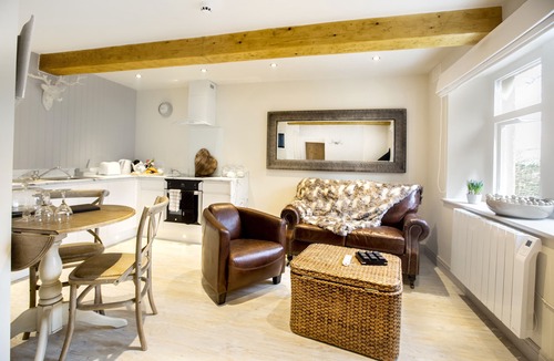 Giggleswick Apartment | THE STABLES - converted one bedroom apartment dating back to 1870