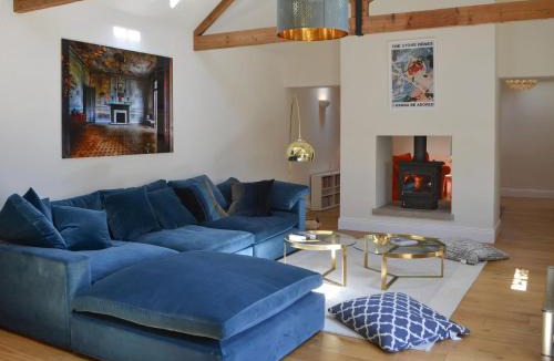 Newcastle-upon-Tyne House | The Stables